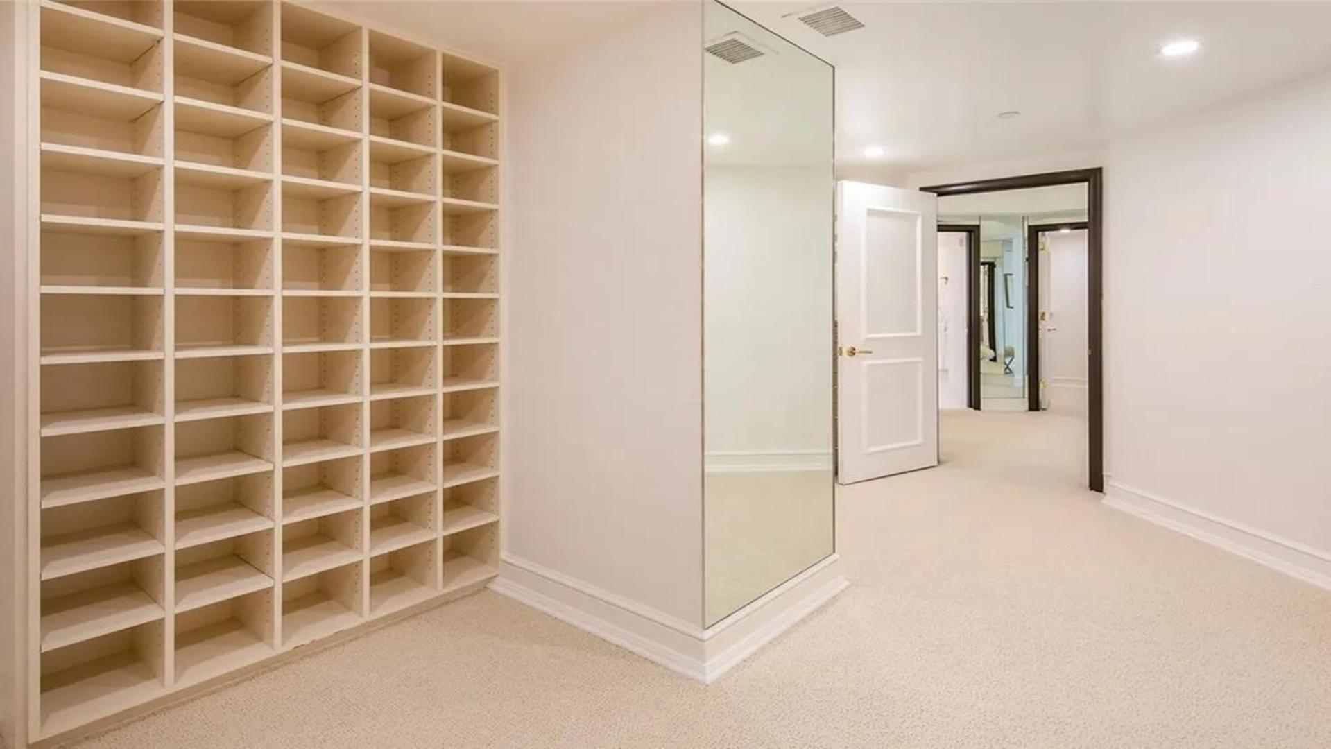 Stunning Four Bedroom Fully Professionally Remodeled Apartment Las Vegas Exterior photo