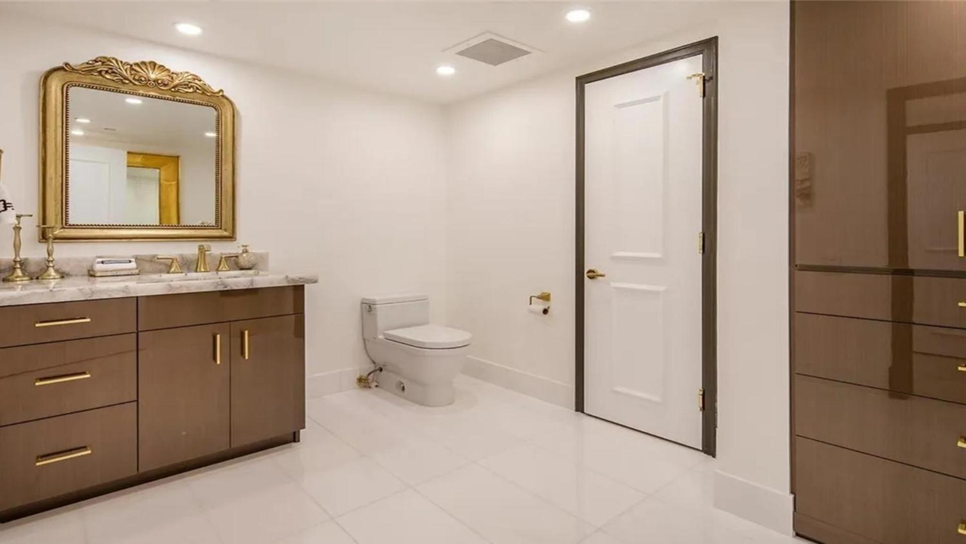 Stunning Four Bedroom Fully Professionally Remodeled Apartment Las Vegas Exterior photo