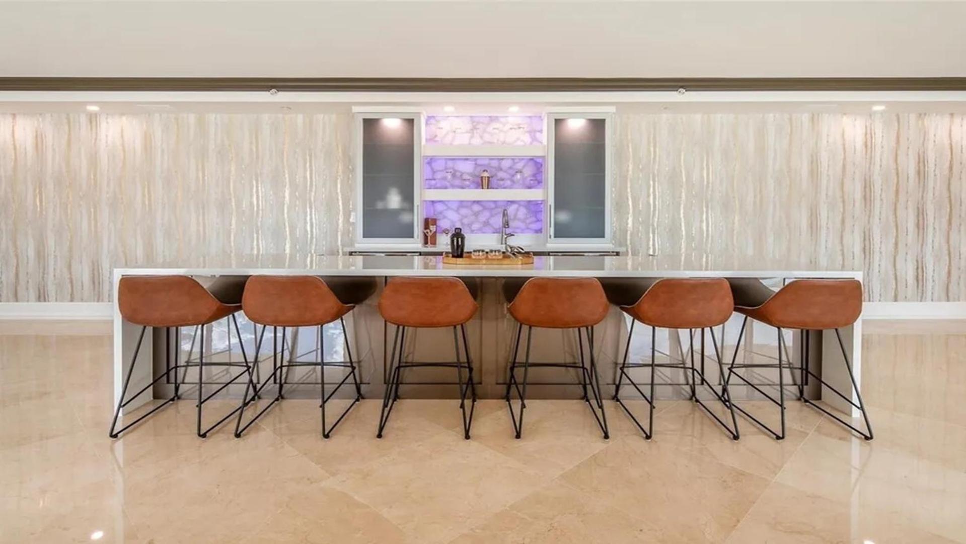 Stunning Four Bedroom Fully Professionally Remodeled Apartment Las Vegas Exterior photo